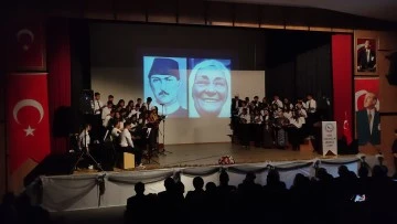 Atat&uuml;rk S&ouml;ke'de t&ouml;renlerle anıldı