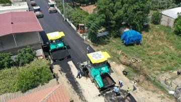 Aydın B&uuml;y&uuml;kşehir Belediyesi &Ccedil;ine Kahraman Mahallesi yolunu yeniliyor