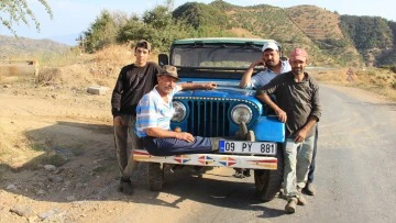 Aydın &ccedil;ift&ccedil;isi, yarım asırlık yeşil ciplerden vazge&ccedil;emiyor