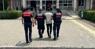 Aydın'da 6 aranan şahıs jandarmaya takıldı