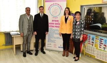 Aydın'da kadınlar 'Kadın Sağlığı Eğitim Projesi' &ccedil;er&ccedil;evesinde bilgilendirildi