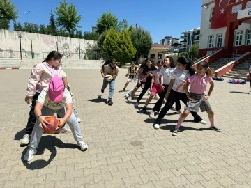 Aydın&rsquo;da minikler, sporu yaşam tarzı haline getiriyor