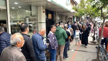 Aydın&rsquo;da uzun tatlı kuyrukları oluştu