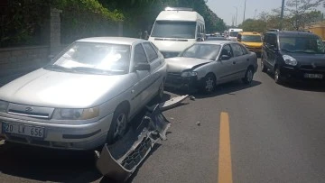 Aydın&rsquo;da zincirleme trafik kazası: 3 yaralı