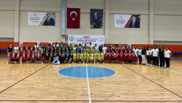 Aydın&rsquo;daki hentbol finalleri nefes kesti