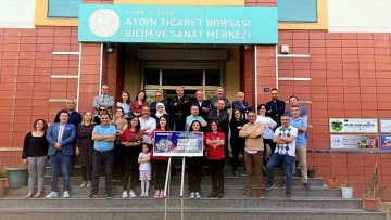 Aydın İl Milli Eğitim M&uuml;d&uuml;r&uuml; Okumuş TEKNOFEST 2023 birincisi &ouml;ğrencilerle buluştu