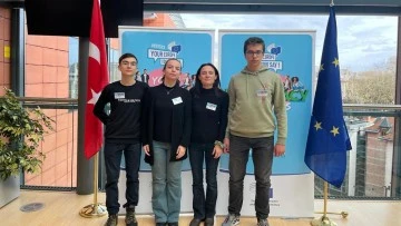 Aydın Lisesi Br&uuml;ksel'de yapılan &ccedil;alıştayda T&uuml;rkiye'yi temsil etti