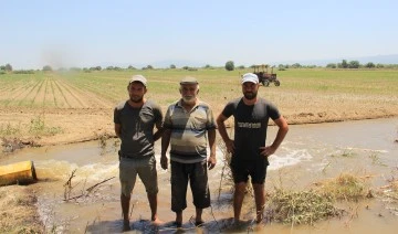 Aydın Ovası&rsquo;nda &ccedil;ift&ccedil;ilerin 44 derece sıcakta ekmek m&uuml;cadelesi