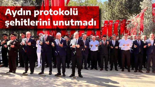 Aydın protokol&uuml; şehitlerini unutmadı