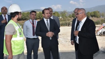 Aydın Sağlık M&uuml;d&uuml;r&uuml; Şenkul, &Ccedil;ine&rsquo;de incelemelerde bulundu