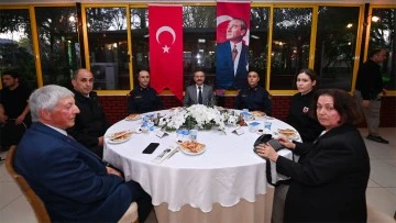 Aydın Valisi Aksoy, jandarma personeli ile iftarda buluştu