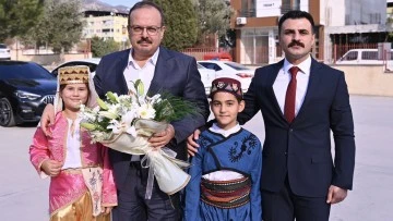 Aydın Valisi Canbolat, Buharkent'teki &ccedil;alışmaları yerinde inceledi