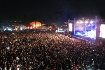 Aydınfest ikinci g&uuml;nde de on binlerce Aydınlıyı buluşturdu
