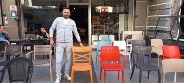 Aydınlı esnaf sabır k&uuml;p&uuml;ne d&ouml;nd&uuml;