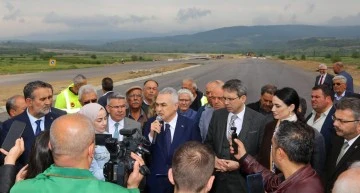 Aydınlı muhtarlar otoyol &ccedil;alışmasını inceledi