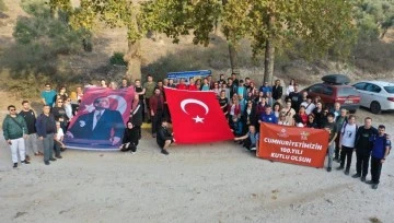 AYDINLILAR CUMHURİYET'İN 100. YILINI 'TREKKING' ETKİNLİĞİYLE KUTLADI