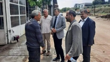 AYESOB Başkanı K&uuml;nkc&uuml; selden etkilenen esnaf ile g&ouml;r&uuml;şt&uuml;