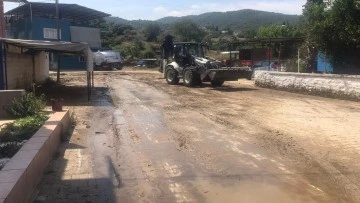 Bağarası&rsquo;nda yağışların olumsuz etkilerine S&ouml;ke Belediyesi m&uuml;dahale etti