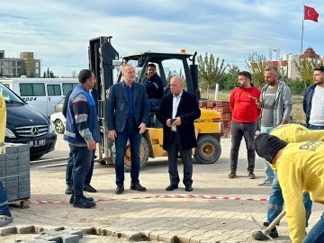 Başkan Atabay, Cumhuriyet Mahallesi&rsquo;ndeki &ccedil;alışmaları denetledi