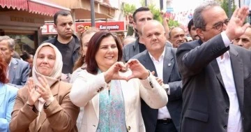 Başkan &Ccedil;er&ccedil;ioğlu&rsquo;na Nazilli&rsquo;de sevgi seli