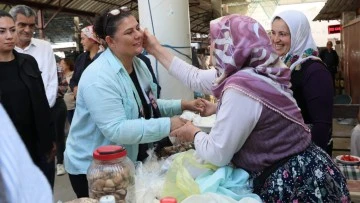 Başkan &Ccedil;er&ccedil;ioğlu, Sultanhisar Pazarı&rsquo;nda vatandaşlarla buluştu