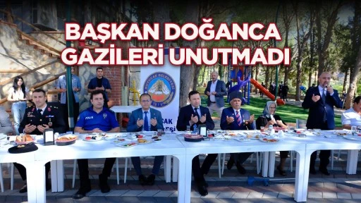 Başkan Doğanca gazileri unutmadı