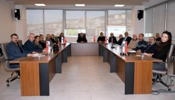 Başkan G&uuml;nel, mahalle s&ouml;zc&uuml;leriyle bir araya geldi