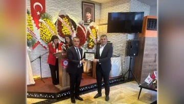 Başkan G&uuml;nel, yılın en başarılı başkanı se&ccedil;ildi