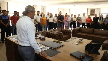 Başkan Kaplan, bayramlaşma t&ouml;reninde personeli ile bayramlaştı