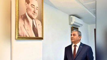 Başkan Kaplan&rsquo;dan Adnan Menderes&rsquo;e duygu y&uuml;kl&uuml; anma