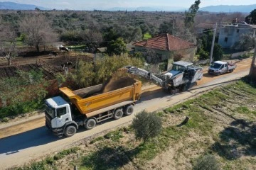 B&Uuml;Y&Uuml;KŞEHİR BELEDİYESİ GERMENCİK &Uuml;Z&Uuml;ML&Uuml; - MORALI ARASINDA YOL YAPIM &Ccedil;ALIŞMALARINA DEVAM EDİYOR
