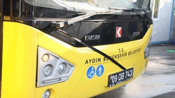 B&uuml;y&uuml;kşehir ulaşım ara&ccedil;larına siyah kurdele astı