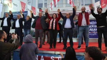 &Ccedil;EŞTEPE&rsquo;DEN &lsquo;CUMHURBAŞKANI KILI&Ccedil;DAROĞLU&rsquo; SLOGANLARI Y&Uuml;KSELDİ