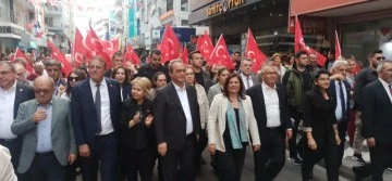 CHP Aydın, S&ouml;ke'de kutlama havasında y&uuml;r&uuml;d&uuml;