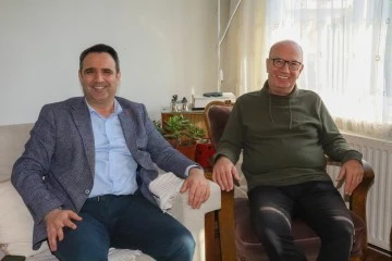 &ldquo;CHP BİR AİLEDİR DUAYEN ABİLERİMİZ EN KIYMETLİLERİMİZDİR&rdquo;