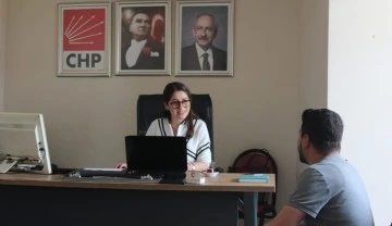 CHP'Lİ GEN&Ccedil;LERDEN&nbsp; &Ouml;ĞRENCİLERE ULAŞIM DESTEĞİ