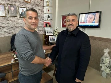 CHP&rsquo;li G&Ouml;KMEN İNCİRLİOVA ESNAF ODASINI ZİYARET ETTİ