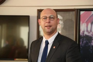 CHP&rsquo;li Mersin aday adaylığı başvurusunda bulundu