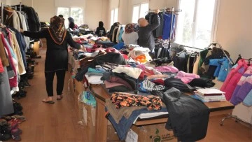 &Ccedil;ine&rsquo;de, 330 depremzedeye umut oldu