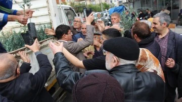 Cumhuriyet&rsquo;in 100. yılında doğaya 100 zeytin fidanı armağan edildi