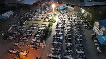Dallıca&rsquo;da binlerce kişi meydanı doldurdu
