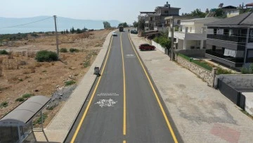 Denizk&ouml;y Mahallesi sıcak asfalta kavuştu, cadde ara&ccedil; trafiğine a&ccedil;ıldı