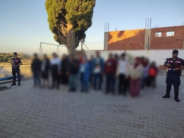 Didim'de 31 d&uuml;zensiz g&ouml;&ccedil;men yakalandı