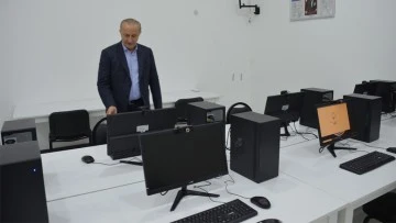 Didim&rsquo;de Belediyesi &uuml;niversite &ouml;ğrencileri i&ccedil;in bilgisayar sınıfı oluşturdu