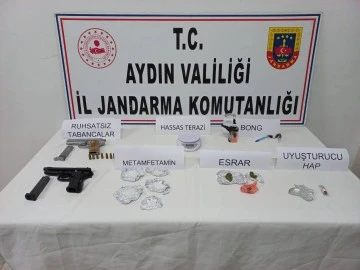 Didim'de uyuşturucu madde ve ruhsatsız tabanca ge&ccedil;irildi