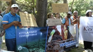 D&uuml;nya &Ccedil;evre G&uuml;n&uuml;&rsquo;nde Dilek Yarımadası Milli Parkı&rsquo;nda kıyı temizliği yapıldı