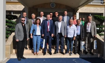 Ege Gazeteciler Federasyonu&rsquo;ndan FTSO&rsquo;ya ziyaret