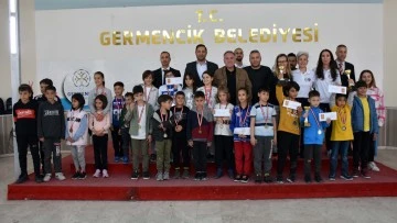 Germencik Belediyesi 6. satran&ccedil; turnuvasına ev sahipliği yaptı