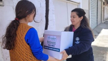 Germencik Belediyesi&rsquo;nden ihtiya&ccedil; sahiplerine Ramazan kolisi dağıtılıyor