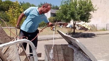 Germencik&rsquo;te &ccedil;&ouml;p konteynerleri temizleniyor